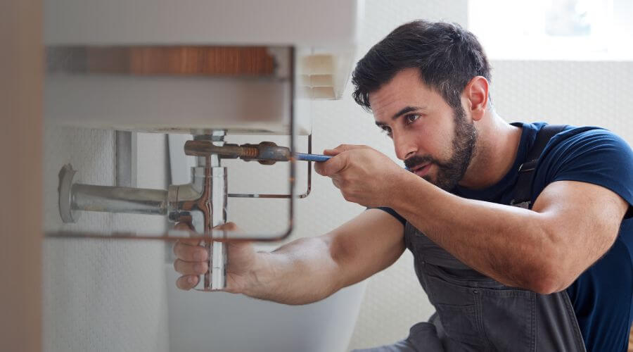 Sink faucet replacement in La Jara, NM